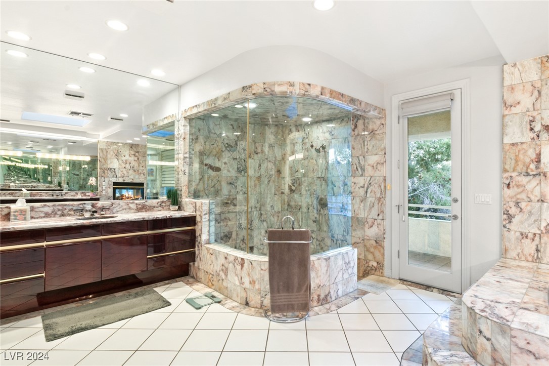 1509 GOLDEN OAK Drive