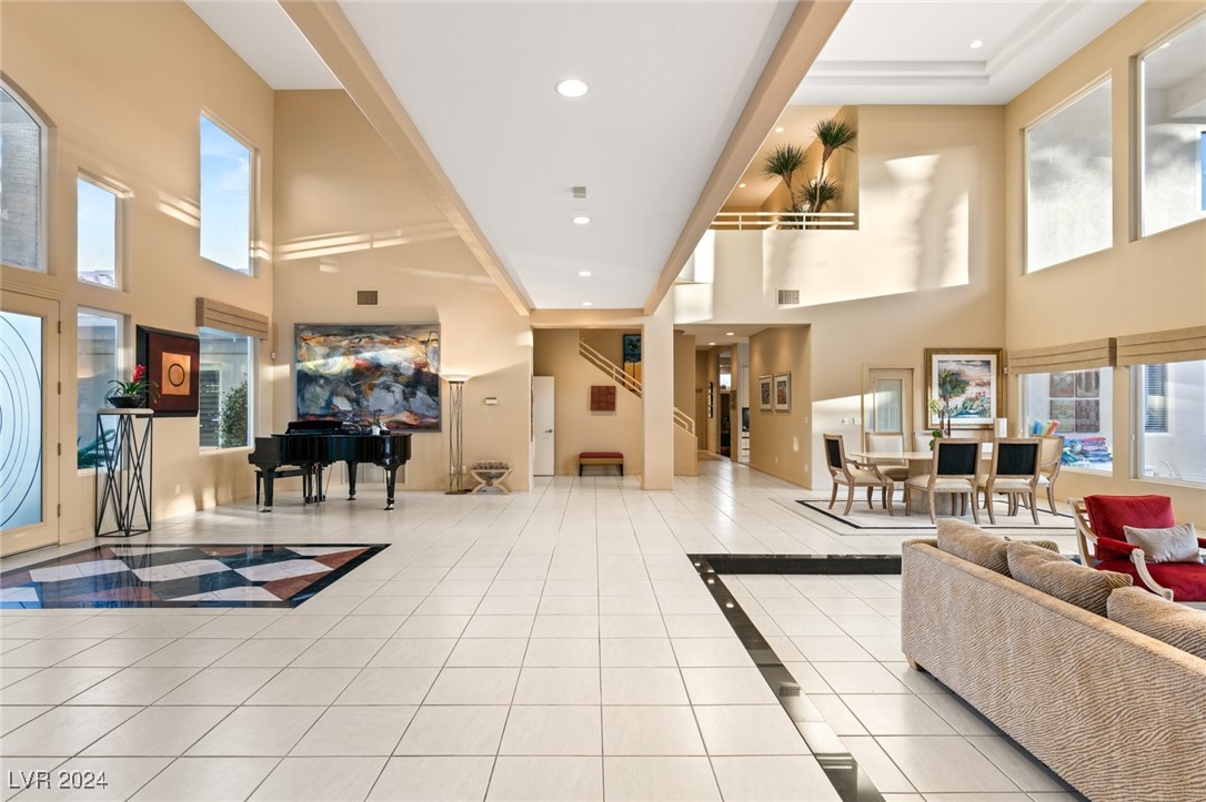 1509 GOLDEN OAK Drive