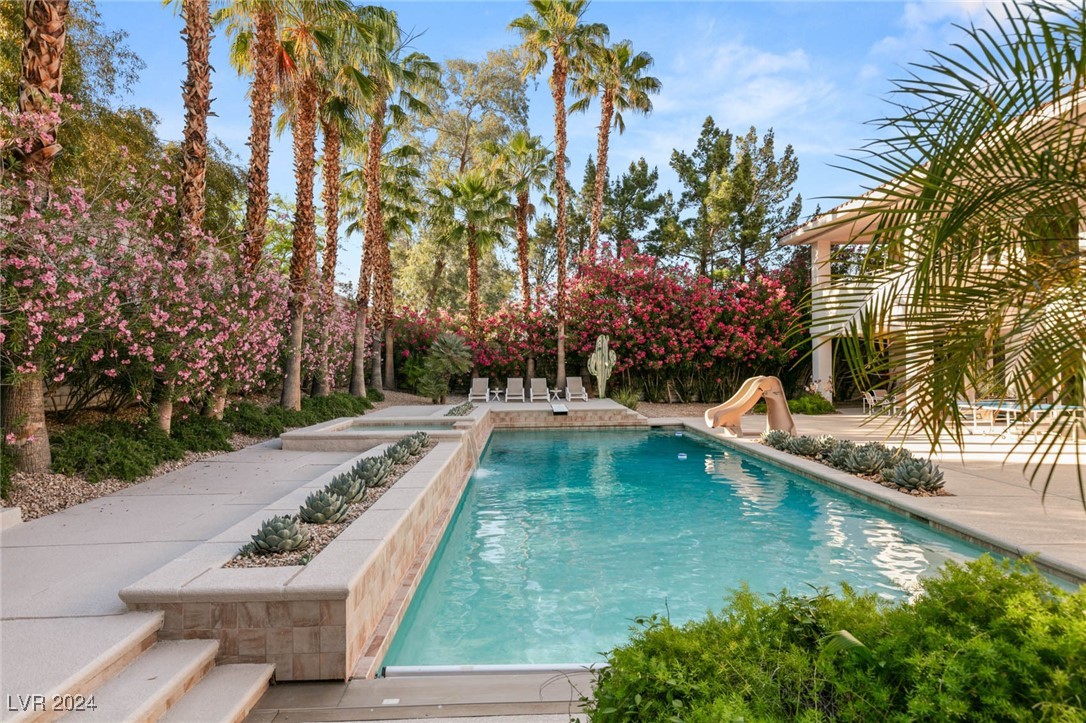 1509 GOLDEN OAK Drive