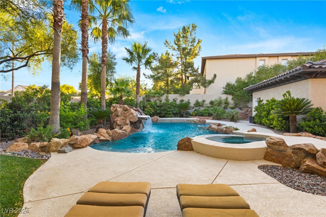 10805 BERINGER Drive