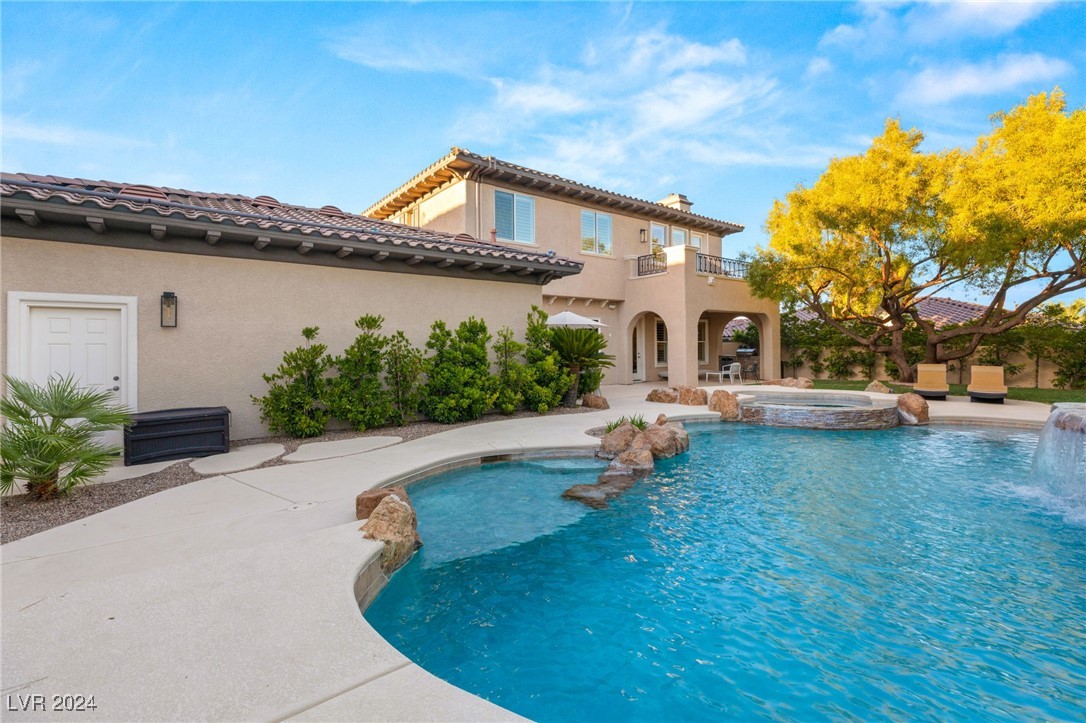 10805 BERINGER Drive
