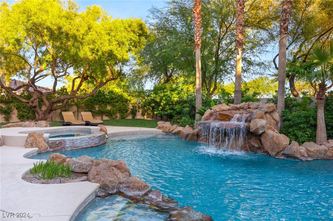 10805 BERINGER Drive