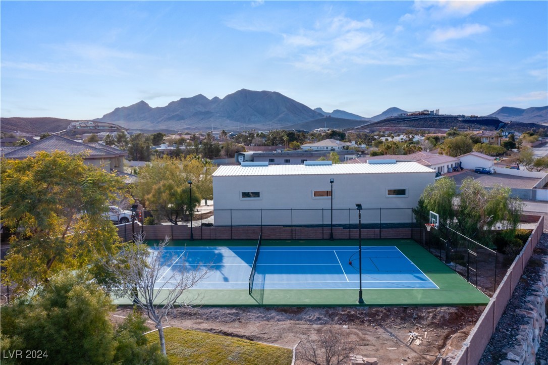 1212 Bunker Hollow Court