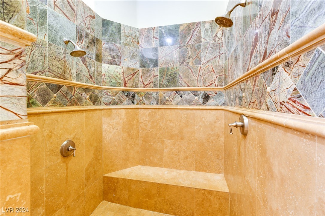 1212 Bunker Hollow Court