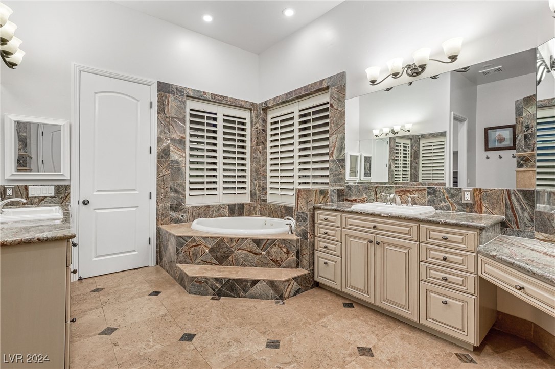 1212 Bunker Hollow Court