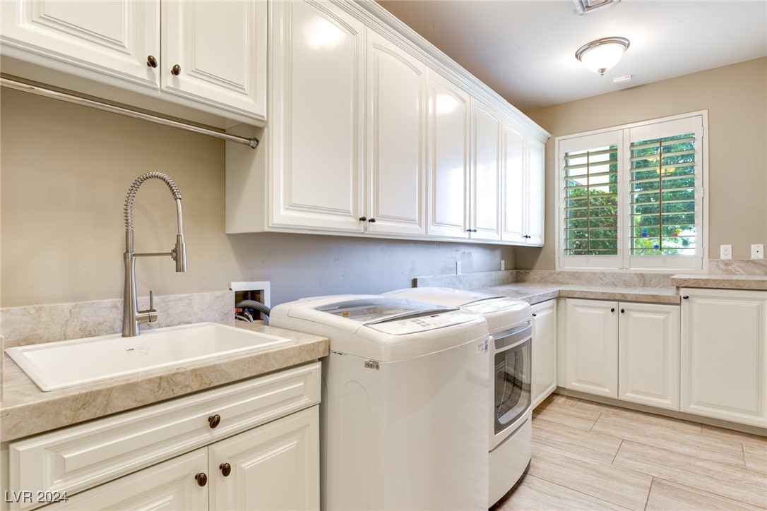 1212 Bunker Hollow Court