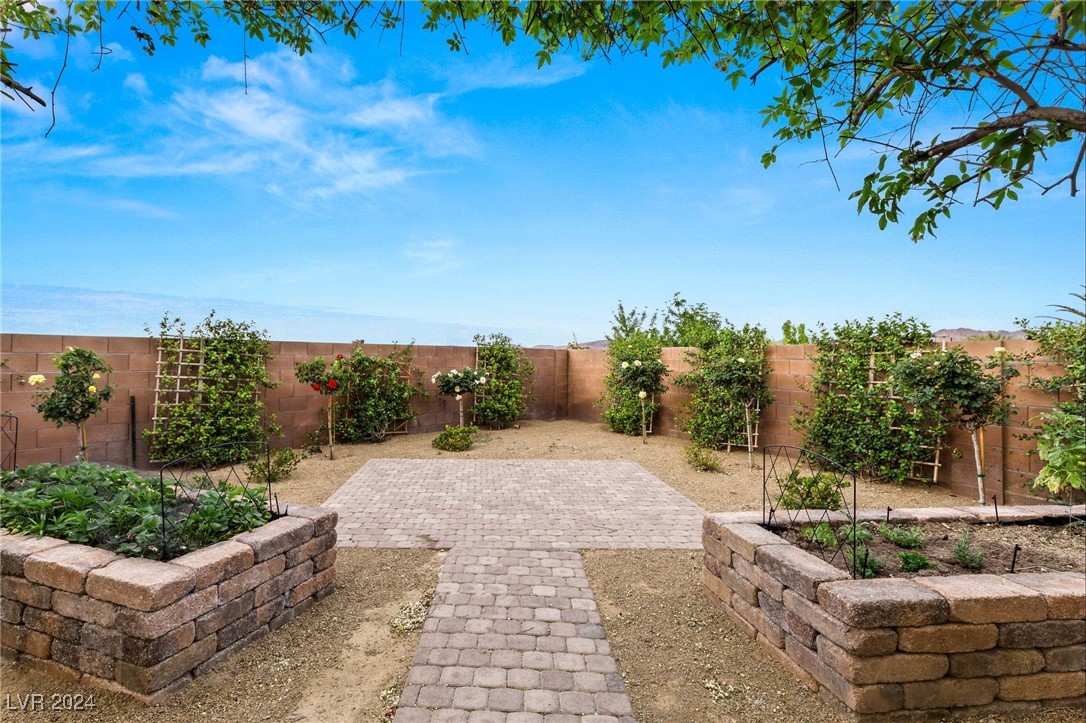 1212 Bunker Hollow Court