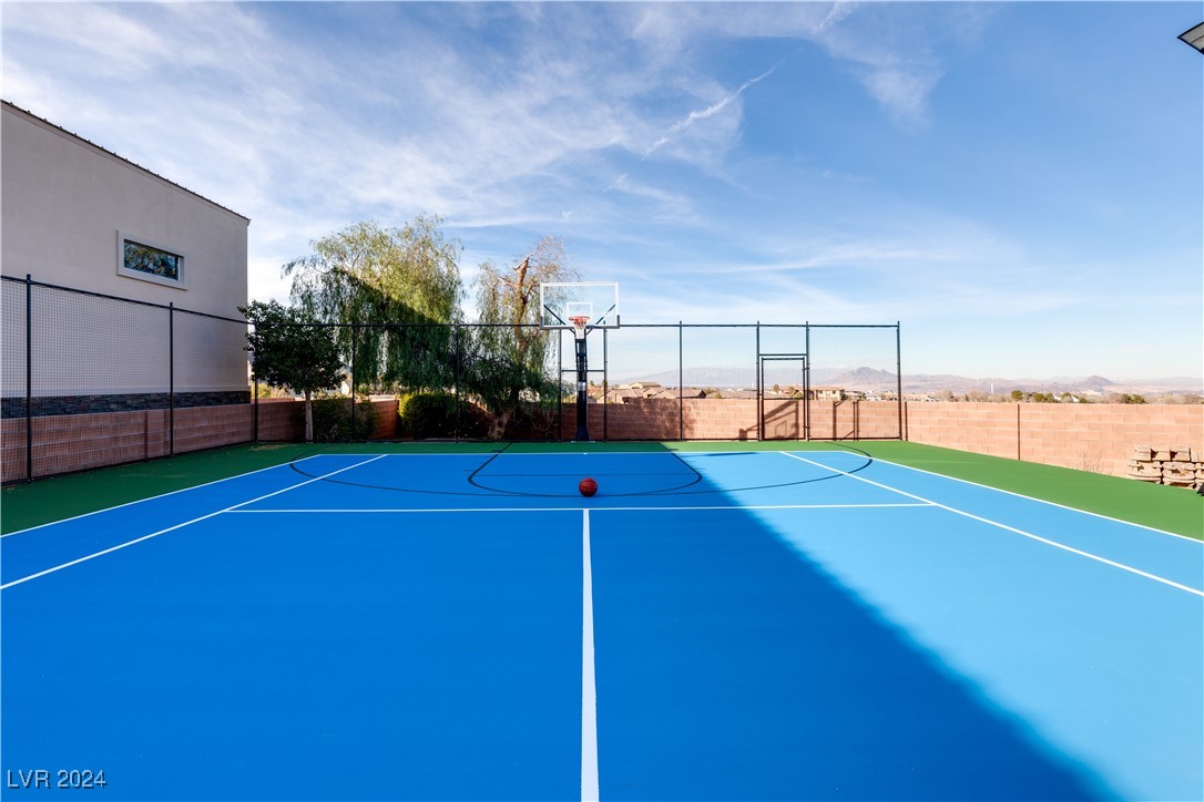 1212 Bunker Hollow Court