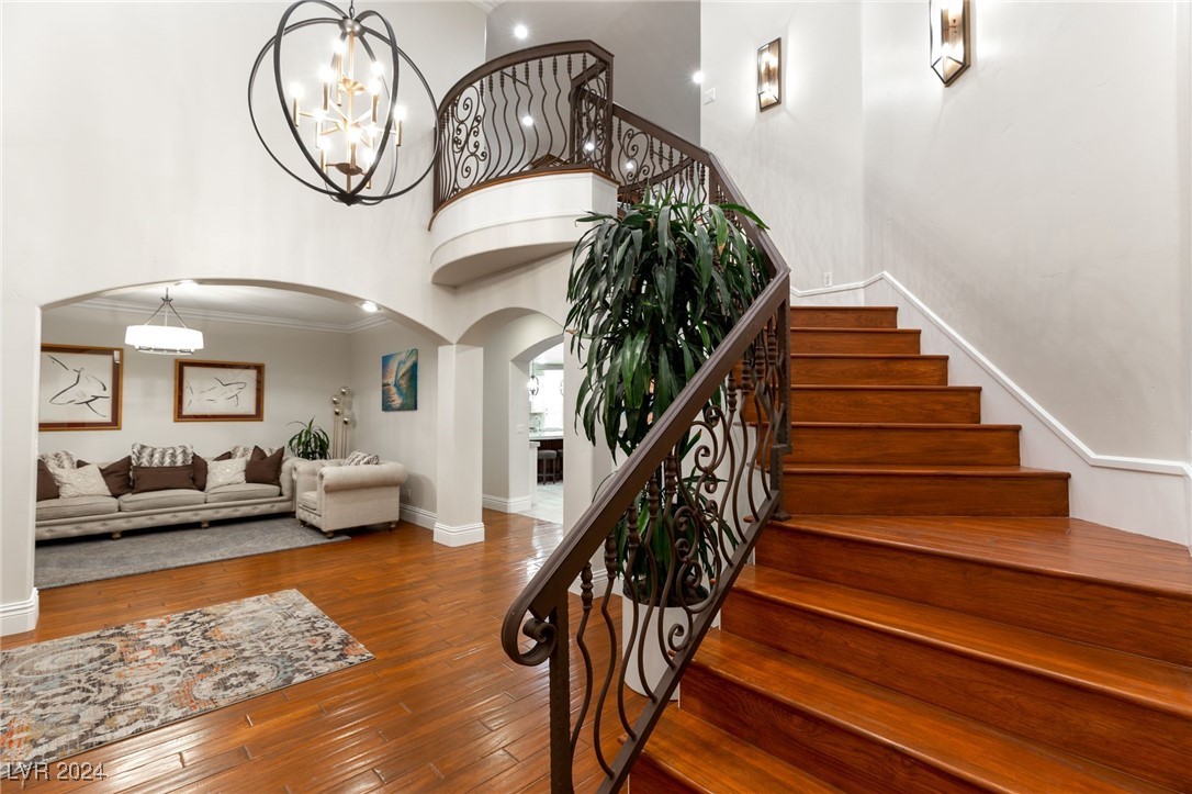 1212 Bunker Hollow Court