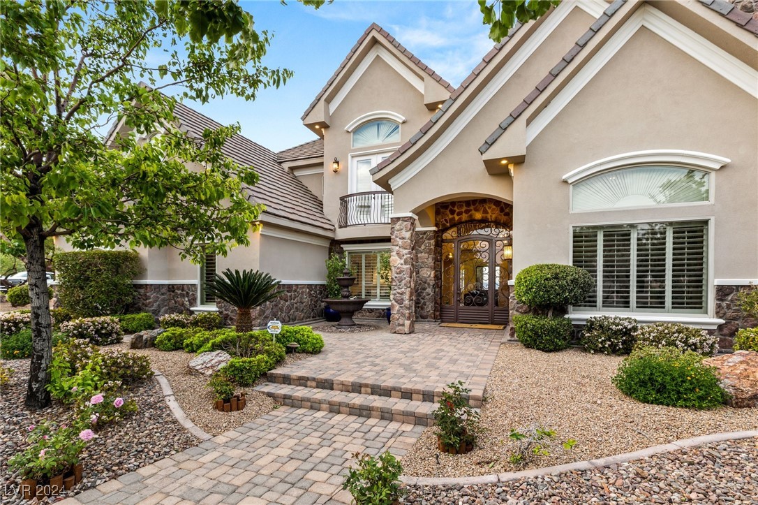 1212 Bunker Hollow Court