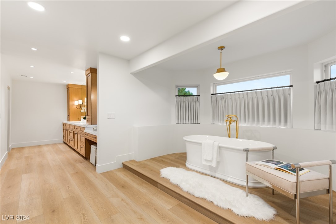 2020 LORO Court
