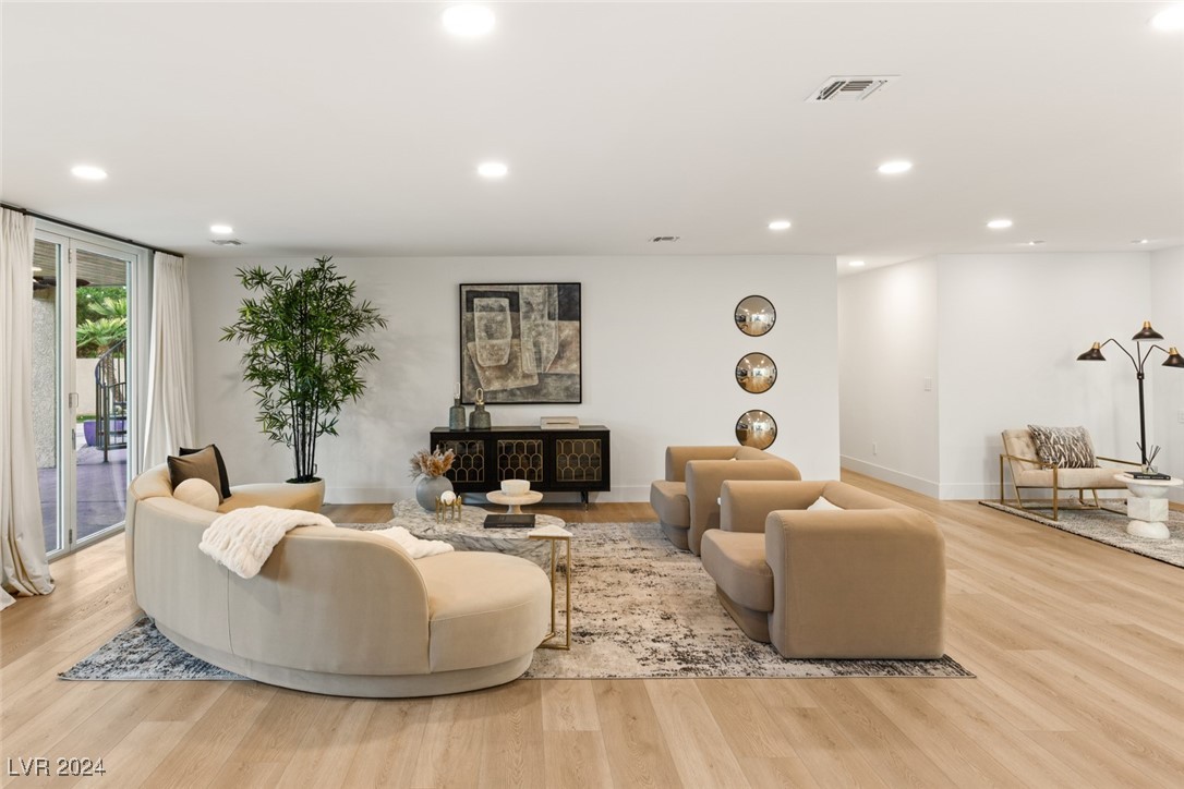 2020 LORO Court