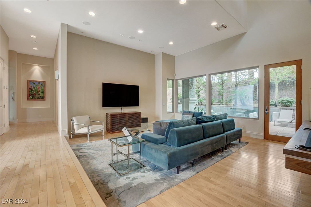 1540 Foothills Village Drive