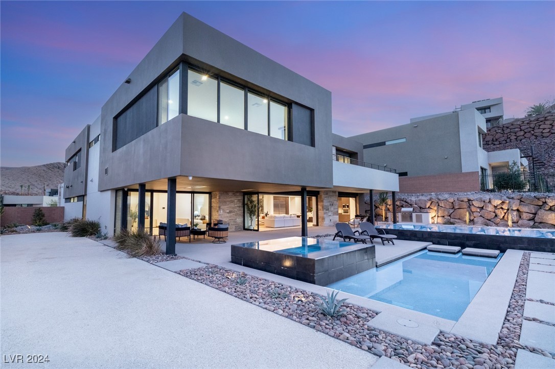 612 Dragon Mountain Court