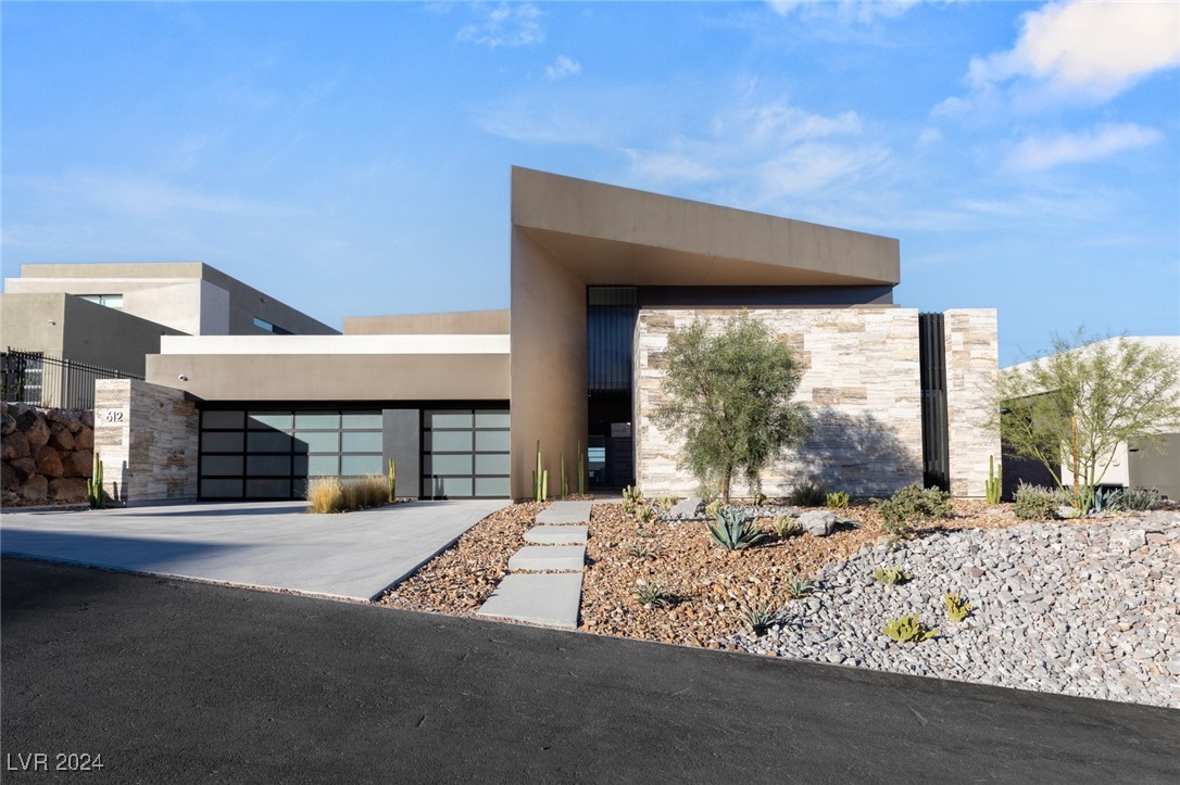 612 Dragon Mountain Court