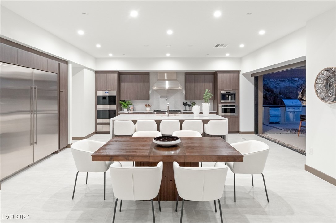 612 Dragon Mountain Court