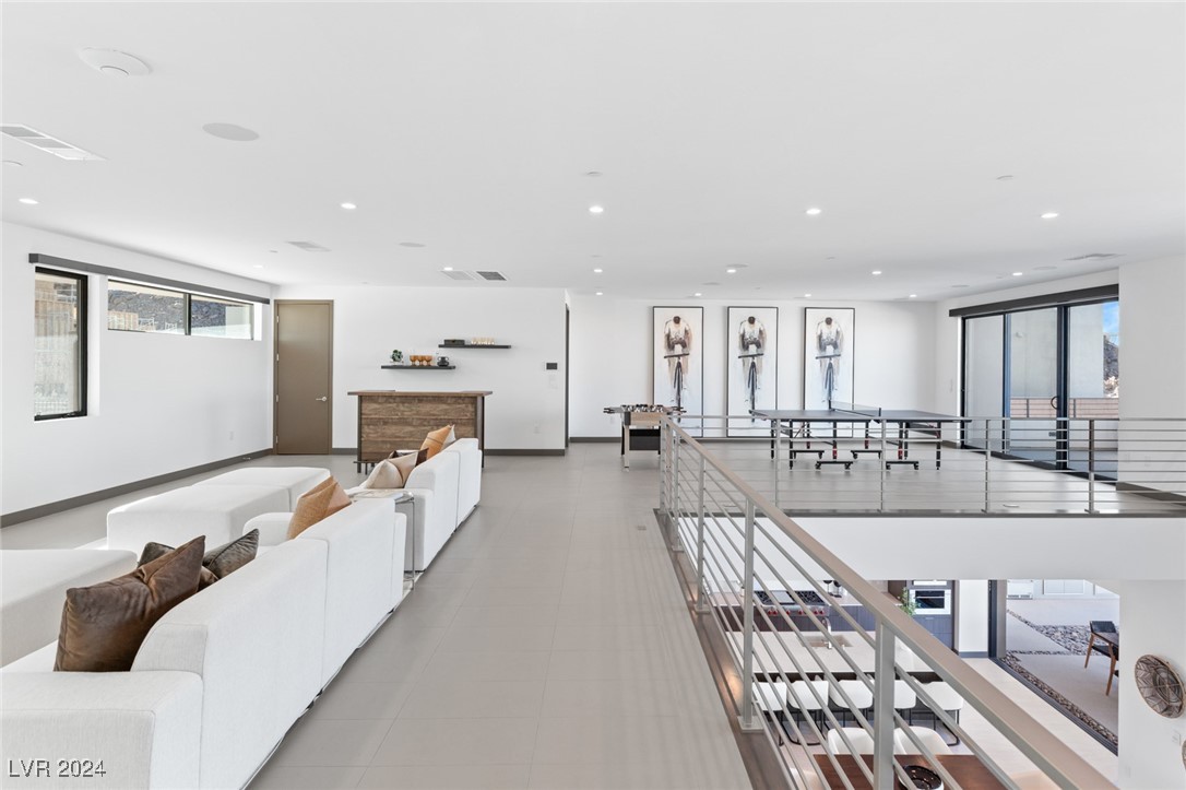 612 Dragon Mountain Court