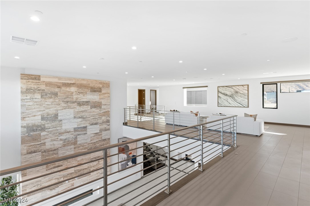 612 Dragon Mountain Court