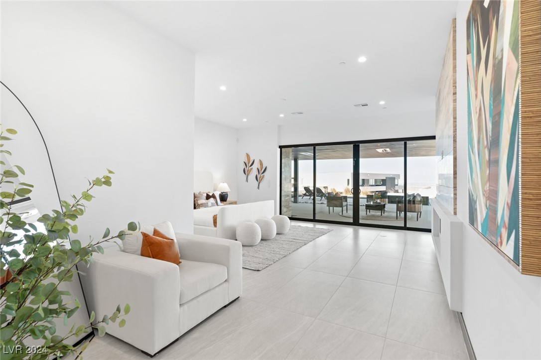 612 Dragon Mountain Court