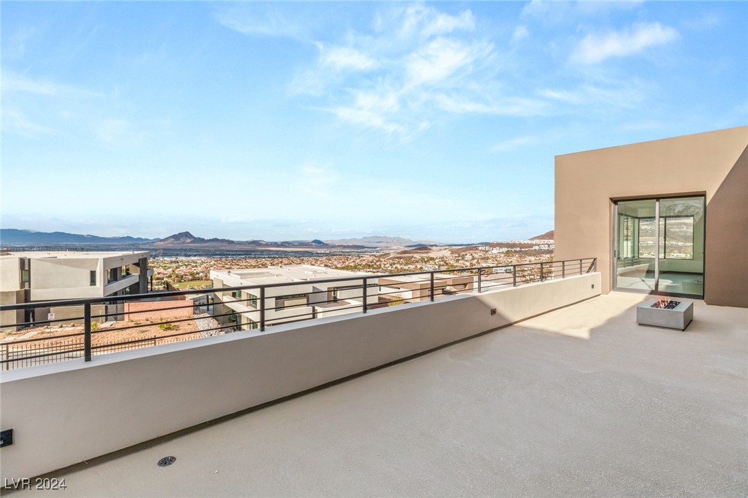 612 Dragon Mountain Court
