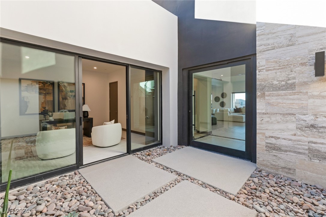 612 Dragon Mountain Court