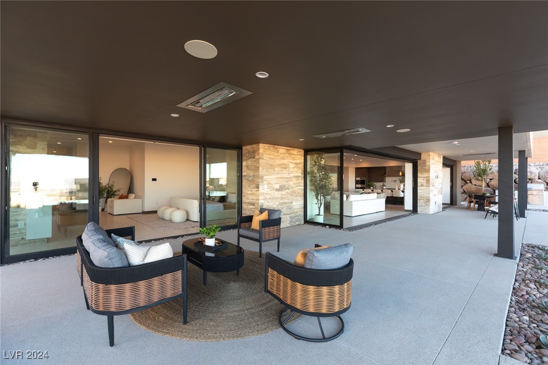 612 Dragon Mountain Court