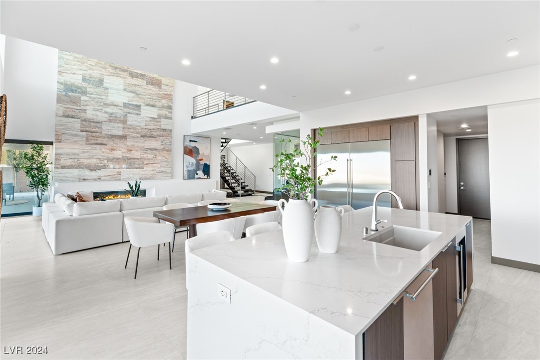 612 Dragon Mountain Court