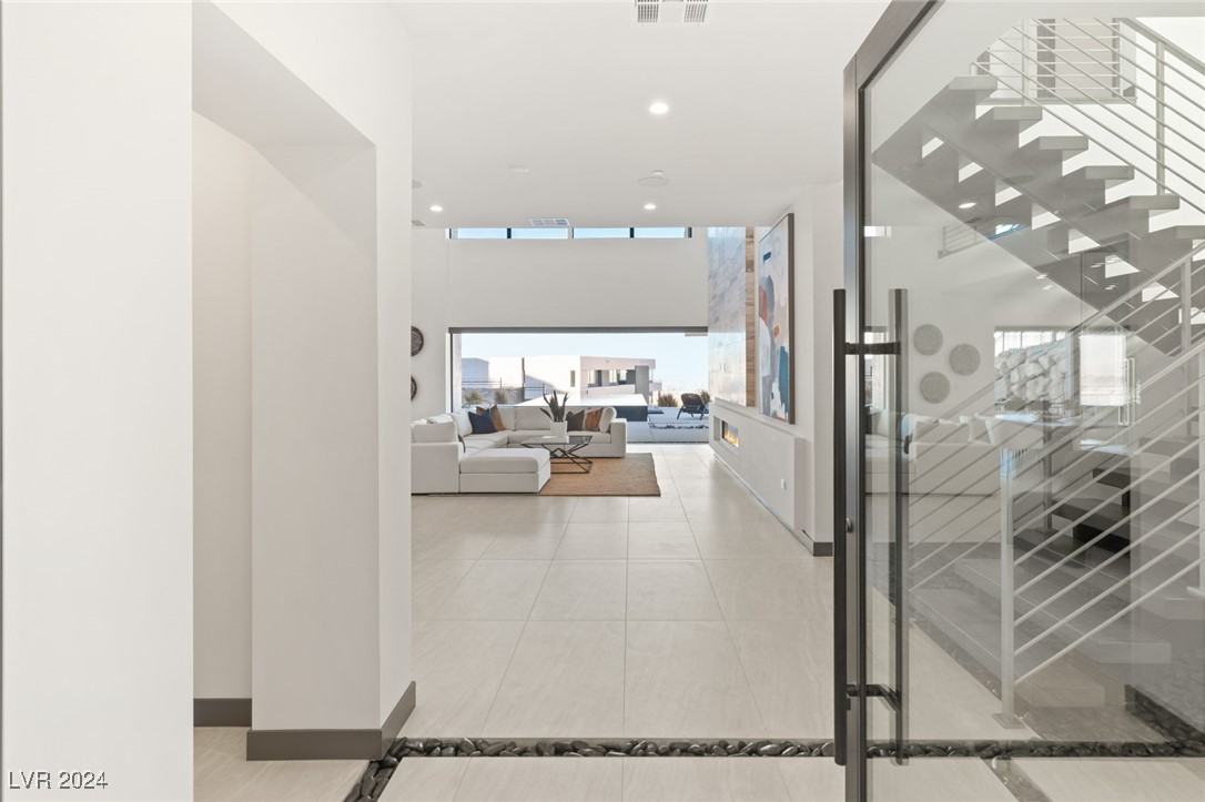 612 Dragon Mountain Court