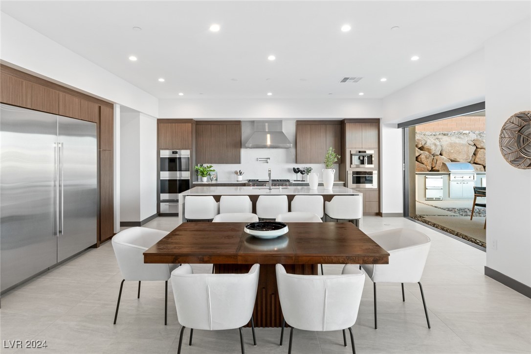 612 Dragon Mountain Court