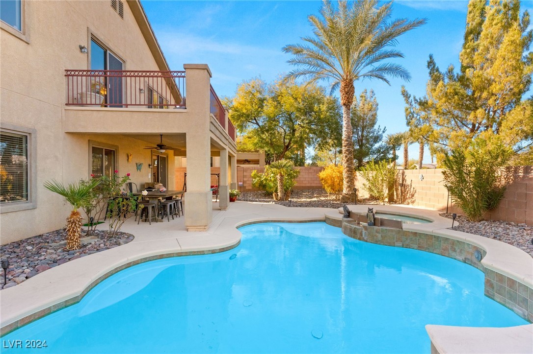 3116 COUNTRY DANCER Avenue
