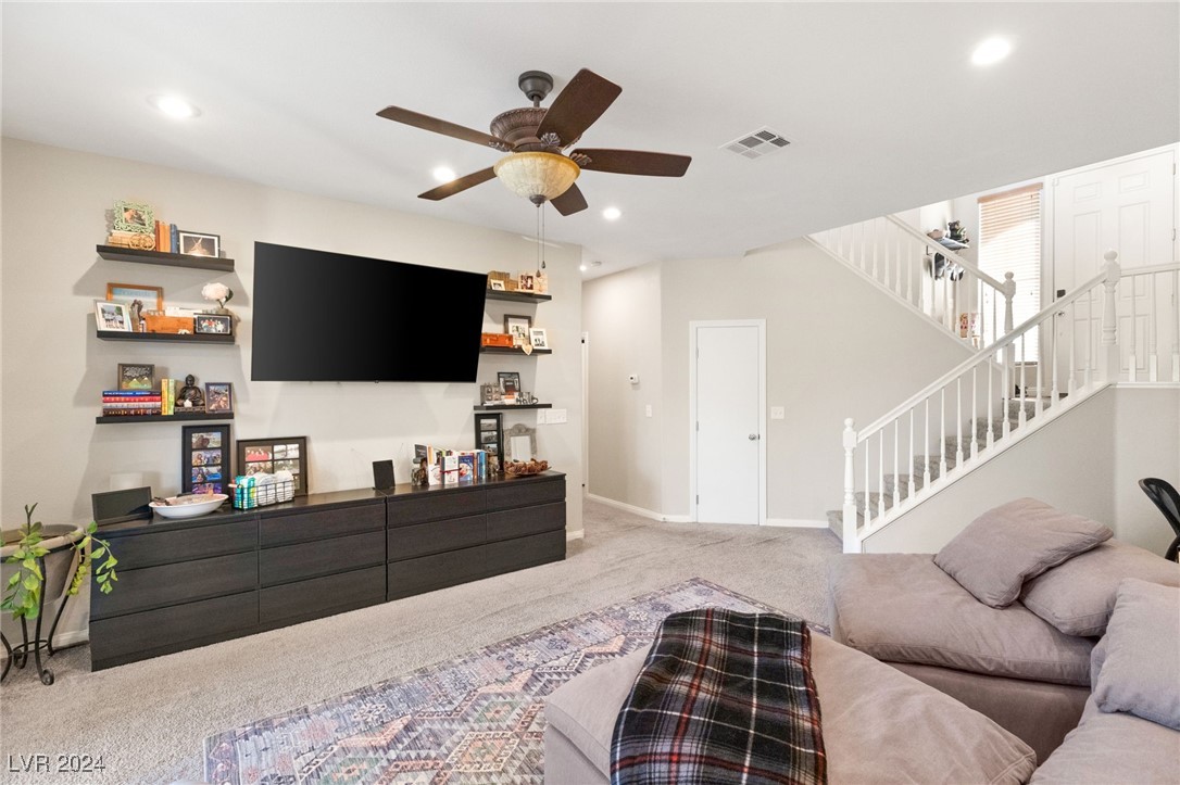 3116 COUNTRY DANCER Avenue