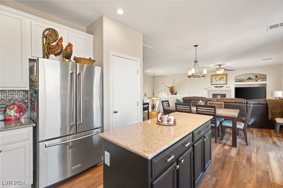 3116 COUNTRY DANCER Avenue