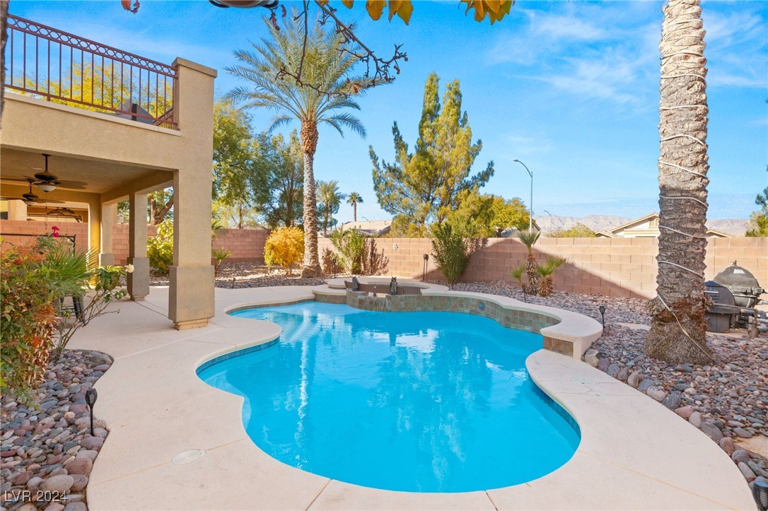 3116 COUNTRY DANCER Avenue