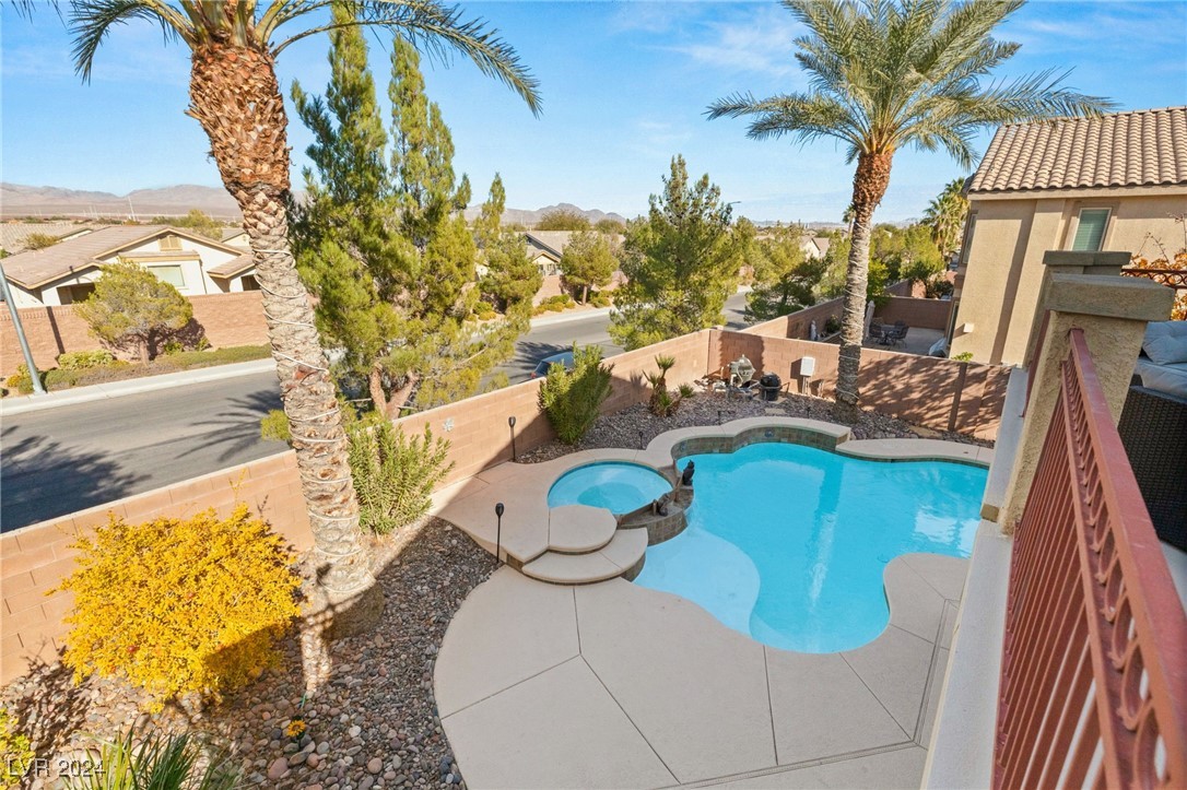 3116 COUNTRY DANCER Avenue