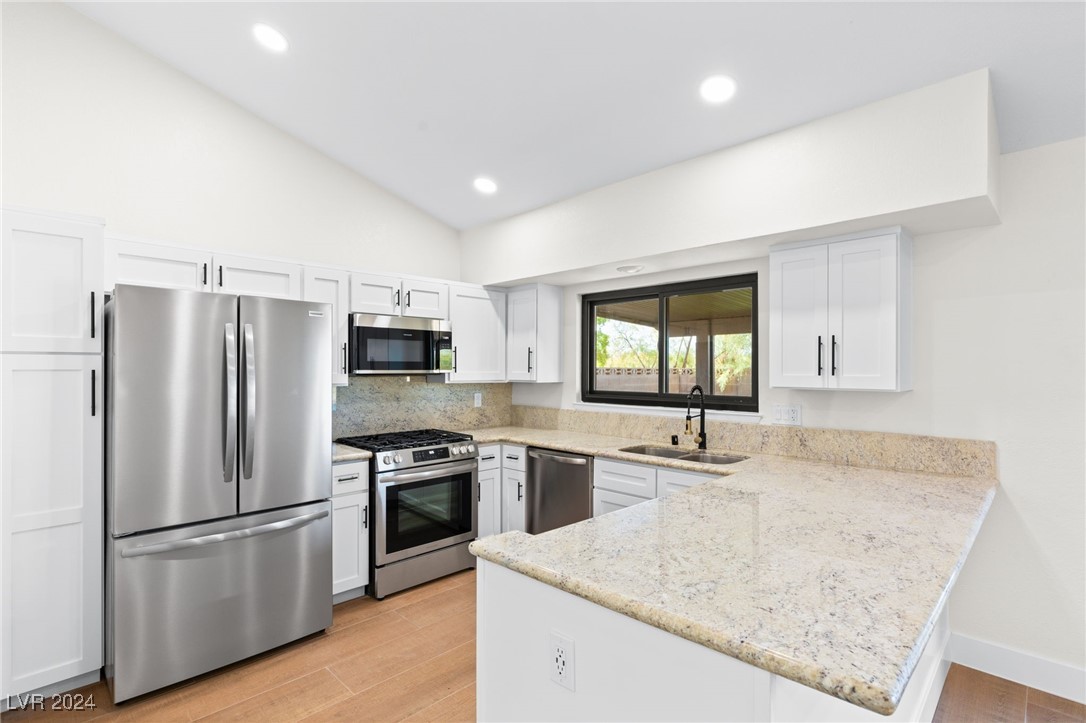 7975 ASPENDALE Drive