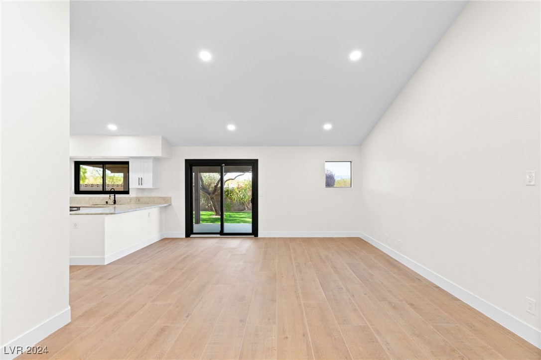7975 ASPENDALE Drive