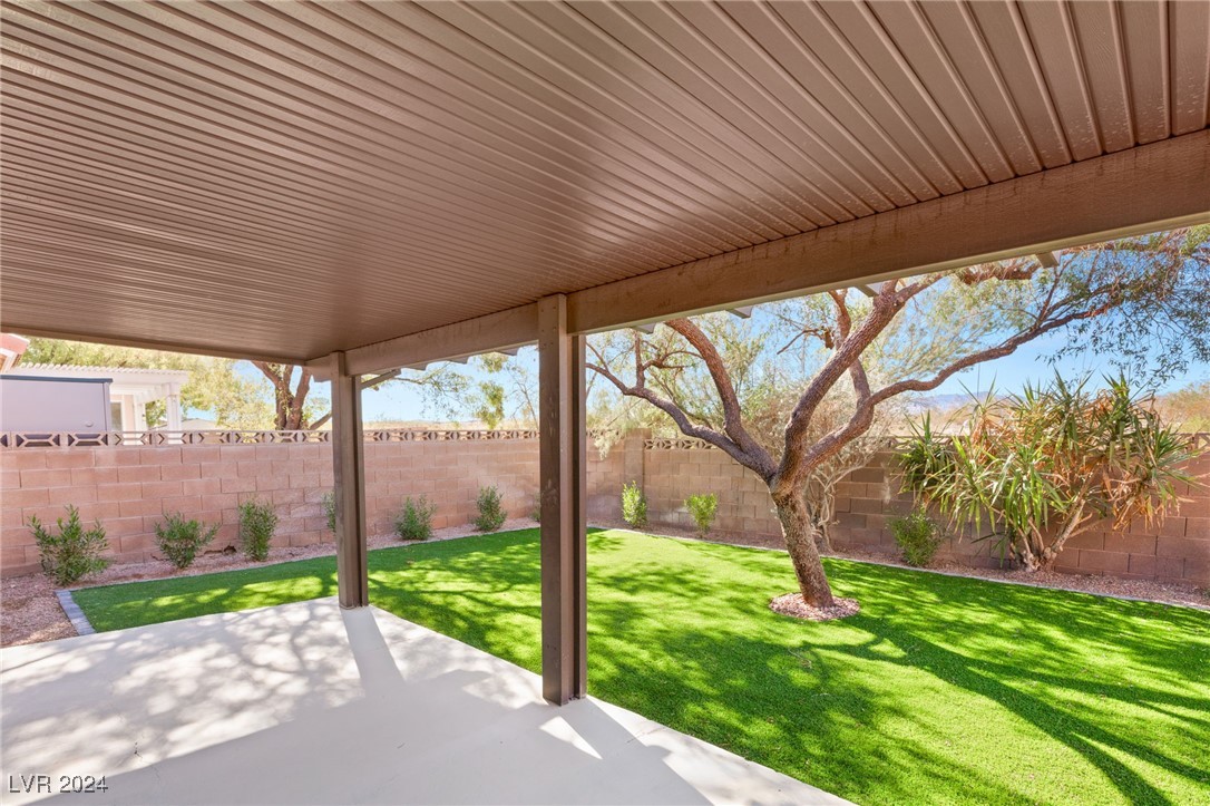 7975 ASPENDALE Drive
