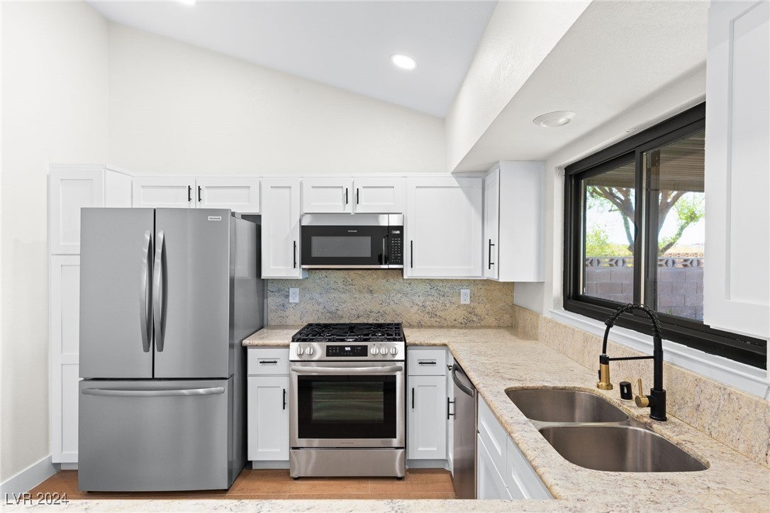 7975 ASPENDALE Drive