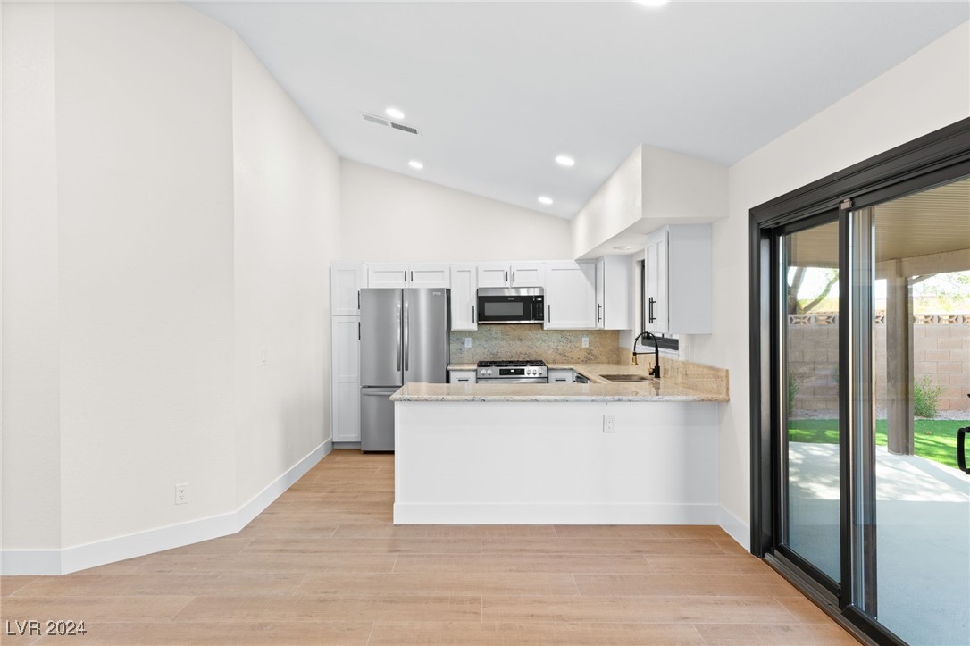 7975 ASPENDALE Drive