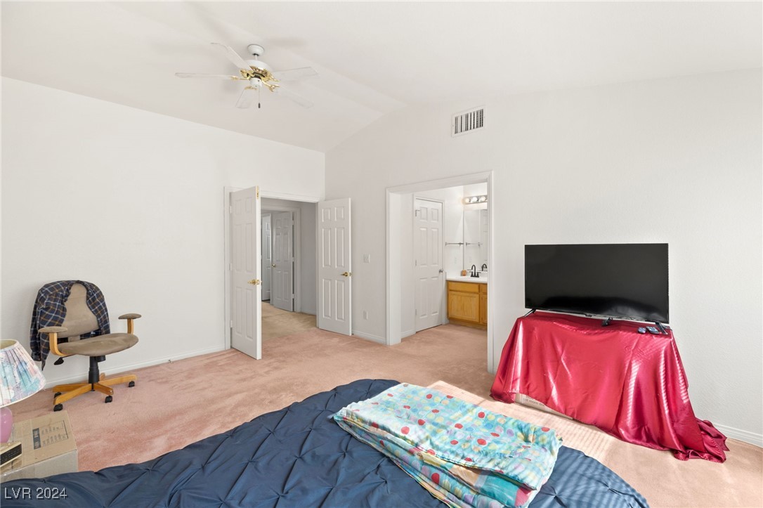 9400 SUMMER RAIN Drive
