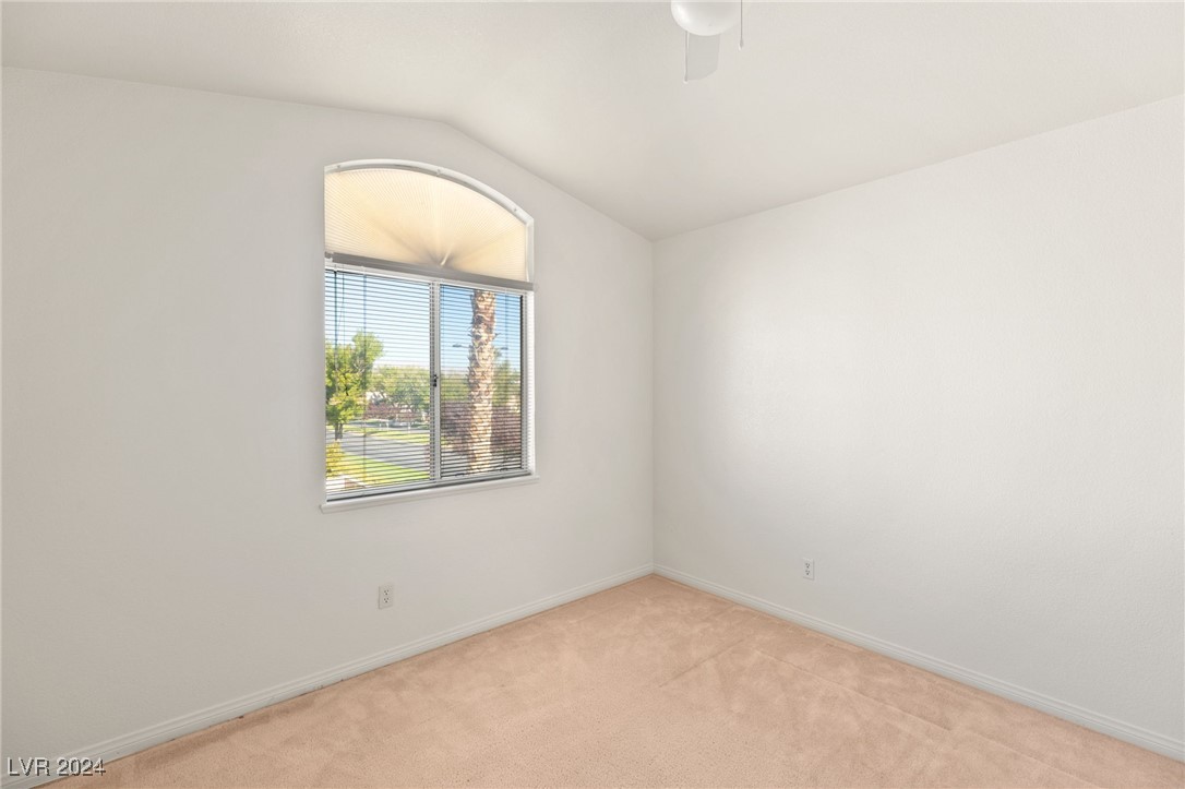 9400 SUMMER RAIN Drive
