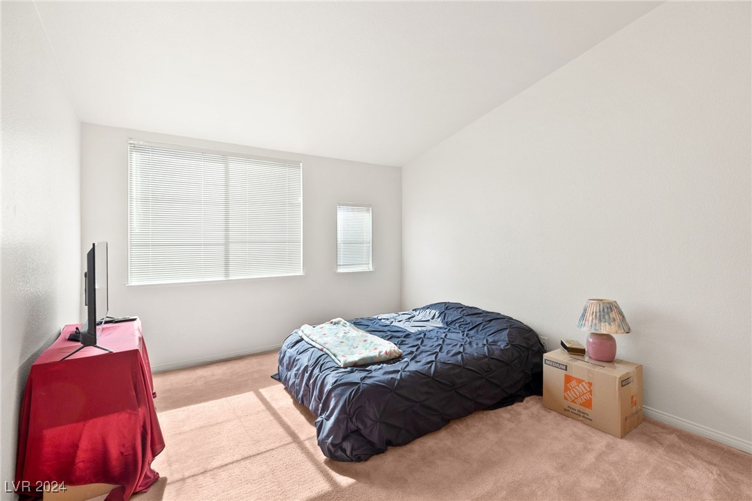 9400 SUMMER RAIN Drive