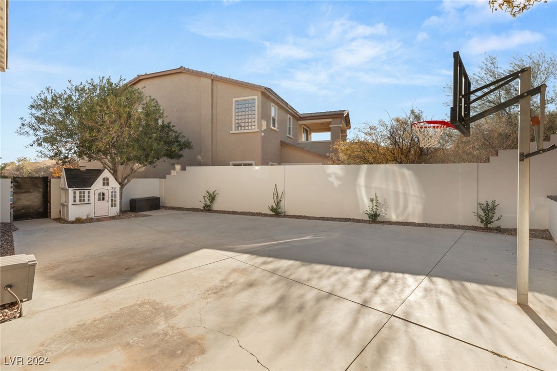 10522 ARNICA Way