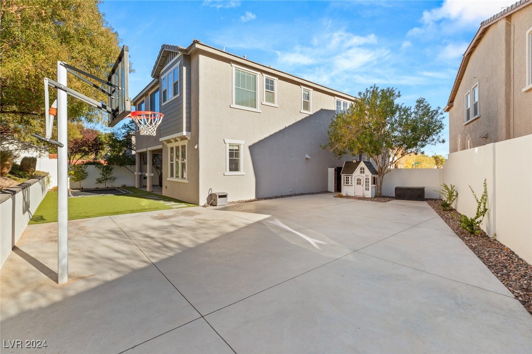 10522 ARNICA Way
