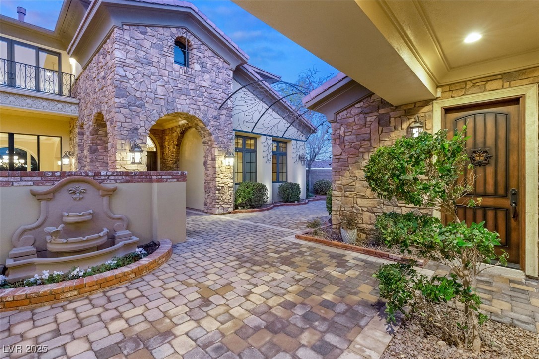 62 Golf Estates Drive