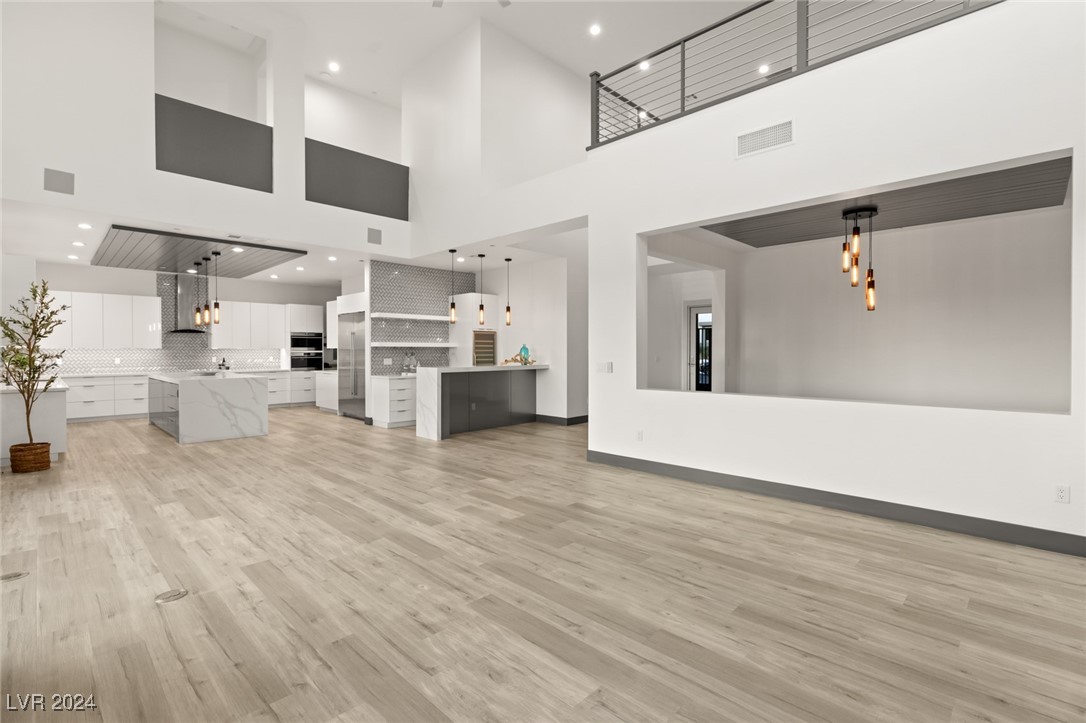 31 VISTA OUTLOOK Street