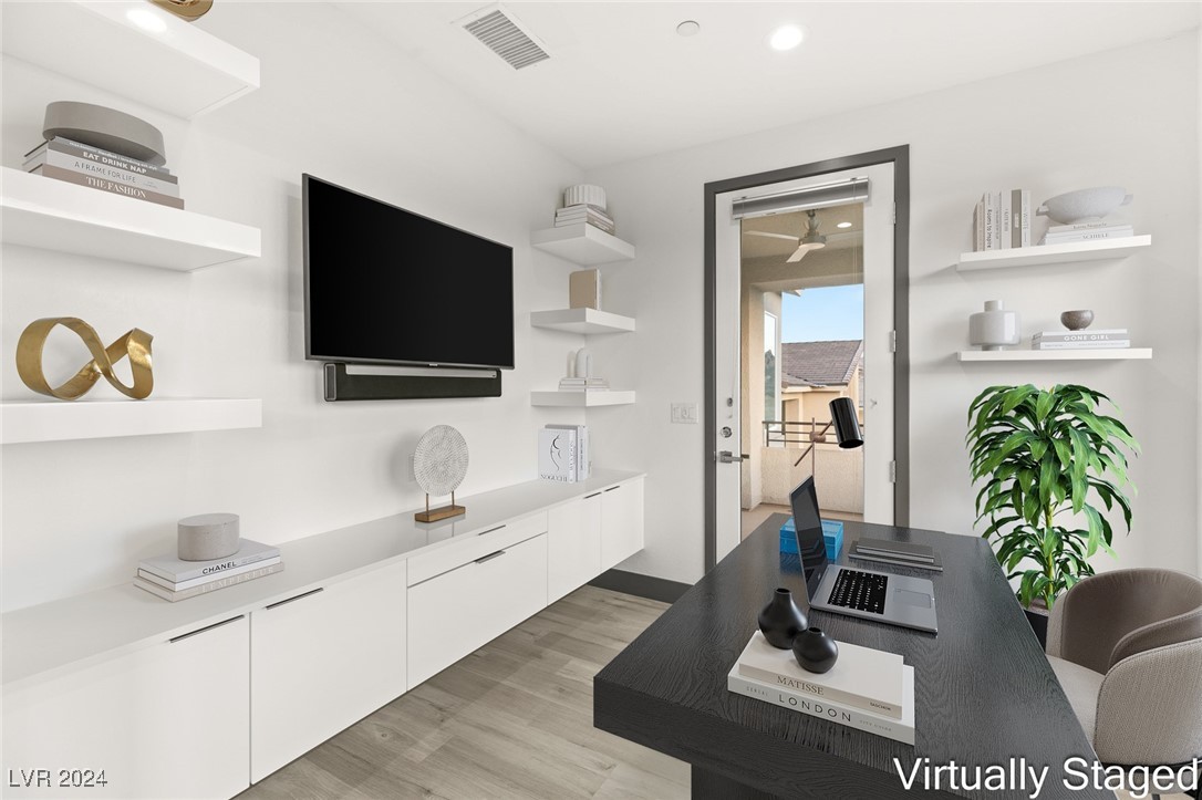 31 VISTA OUTLOOK Street