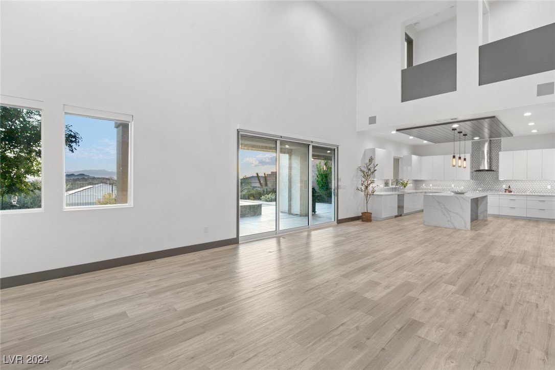 31 VISTA OUTLOOK Street
