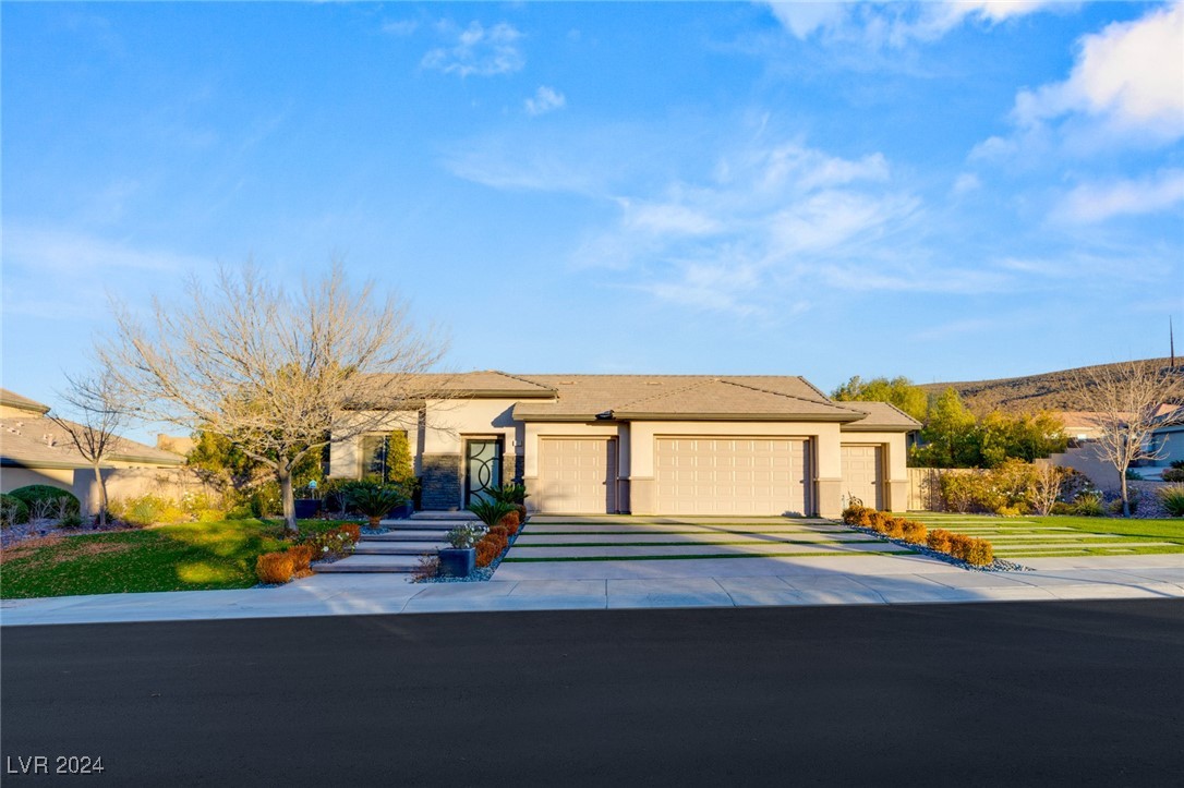 40 CHALET HILLS Terrace