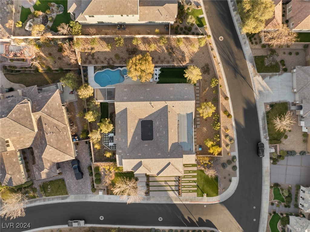 40 CHALET HILLS Terrace